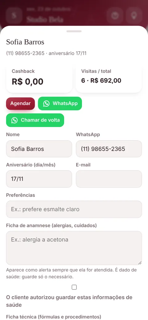 Ficha da cliente com histórico, contato e anotações